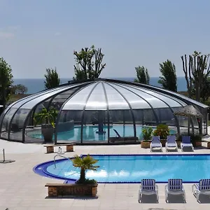 Camping Le Raguenes Plage 4*, Névez Frankreich